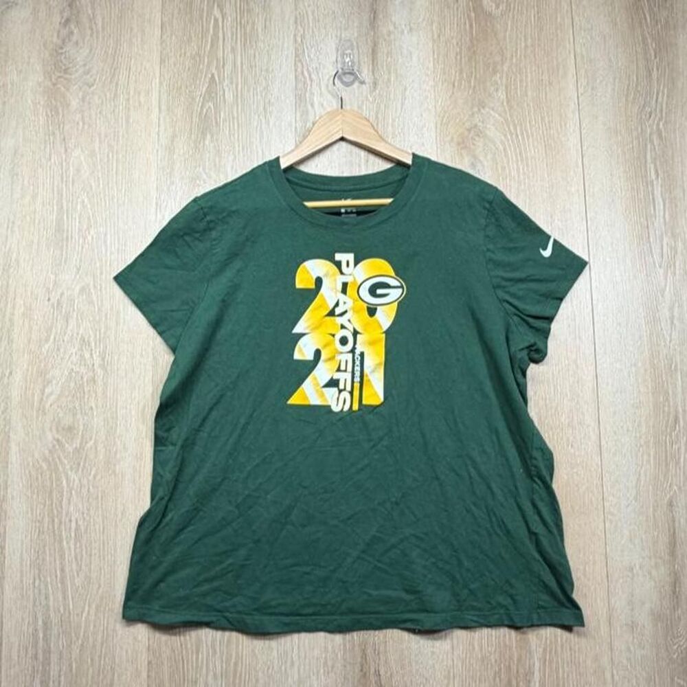 Nike Women's Green T-shirt